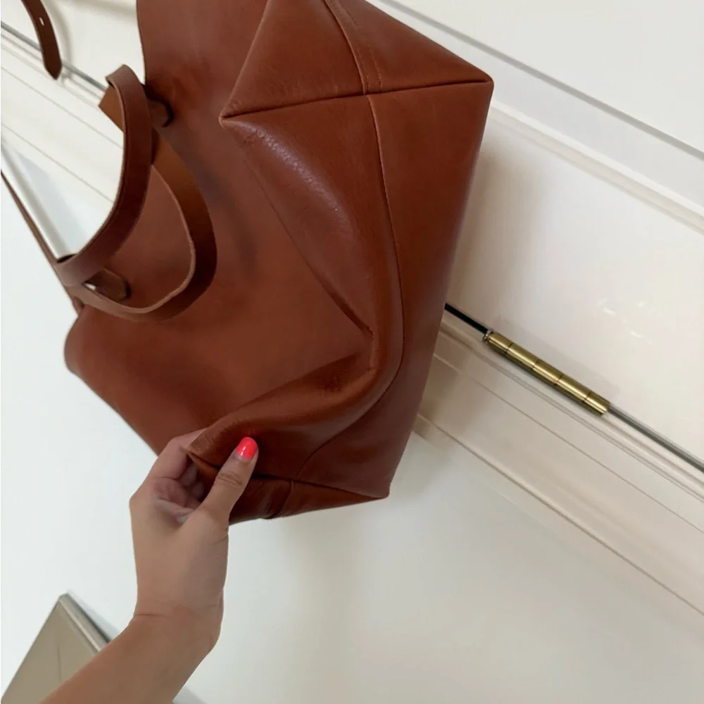 Madewell brown Leather Tote Bag with zip top versatile design - Picture 5 of 9